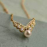 Antique Pearl Collarbone Necklace