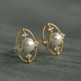 Gold Comet Pearl Studs